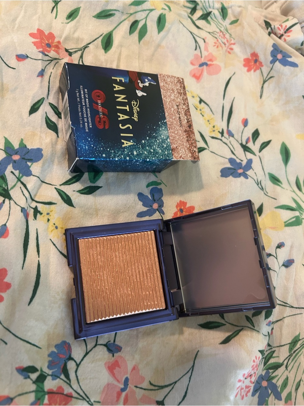 ONE/SIZE Limited edition Pigmented Disney Fantasia Shimmery Gold Highlighter